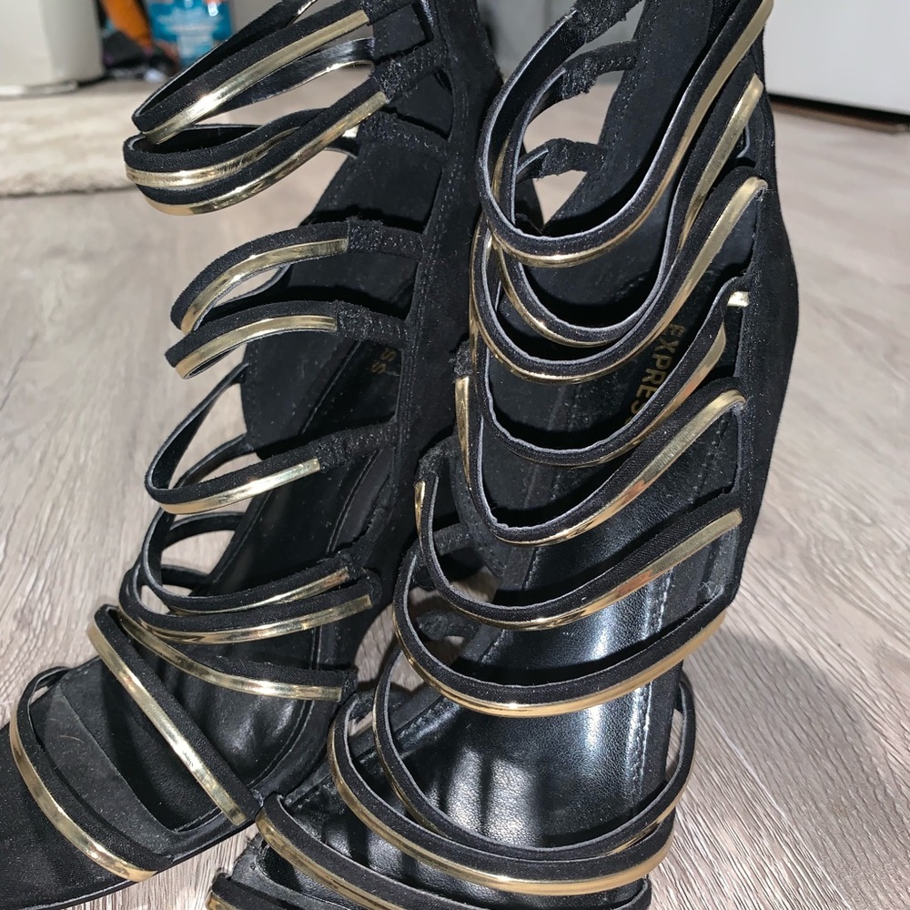 Express strap heels - Picture 2 of 5
